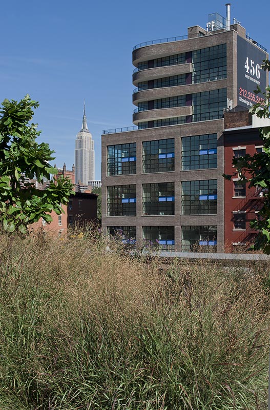 Façade from the High Line